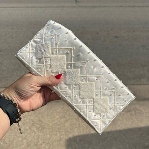 Vintage Elegant White Clutch Bag